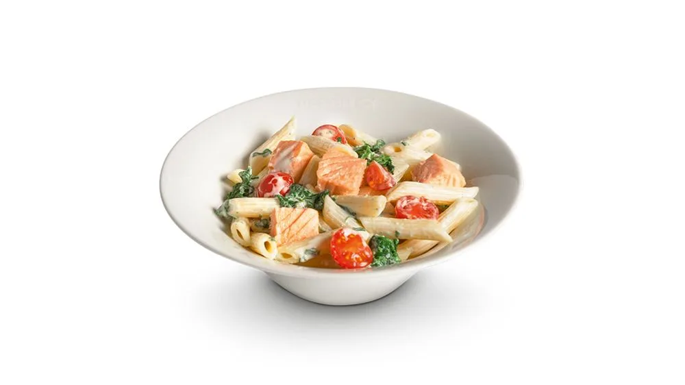 Lachs-Pasta mit Blattspinat