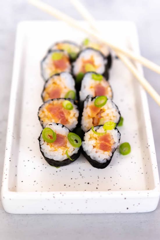3. Tuna Roll
