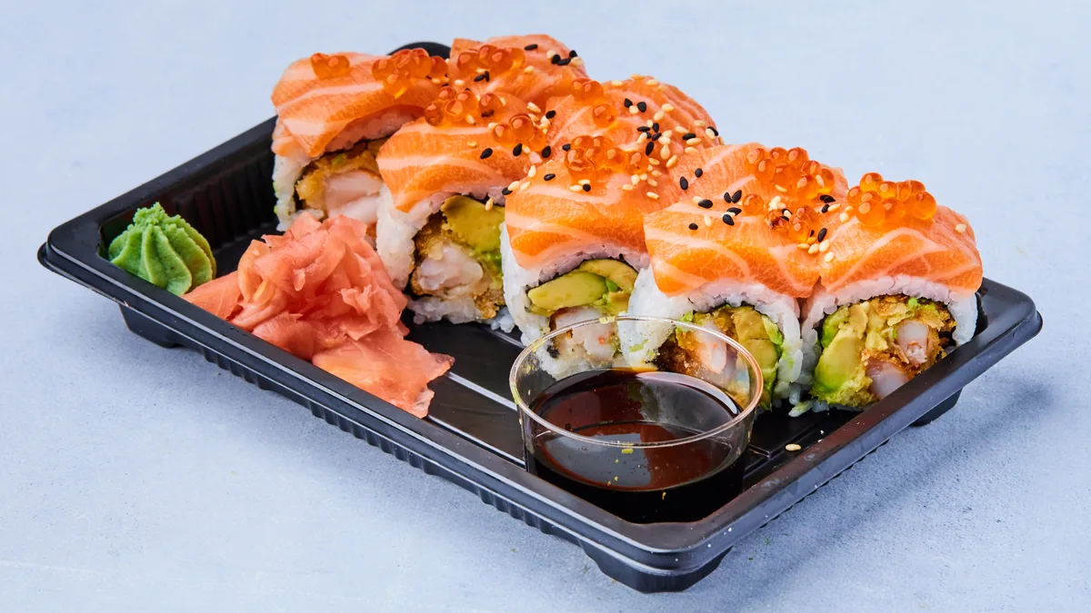 34. Salmon King Maki