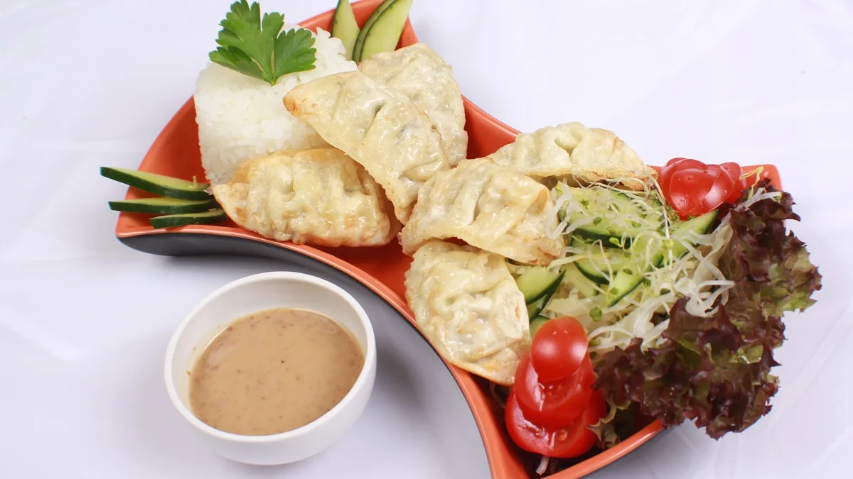 GYOZA