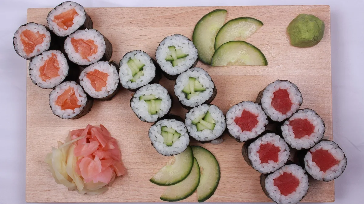 HOSOMAKI SET 2 (lazac-ubi-tonhal)