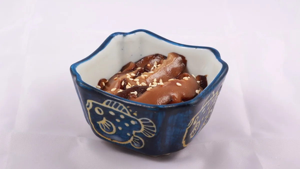 SHIITAKE GOMBA