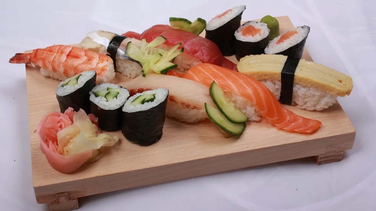 SUSHI CHU SET