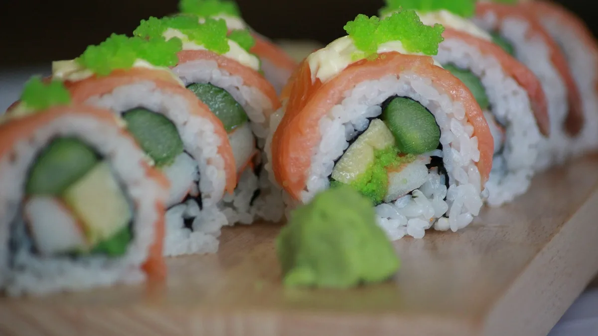 TAKARA URAMAKI