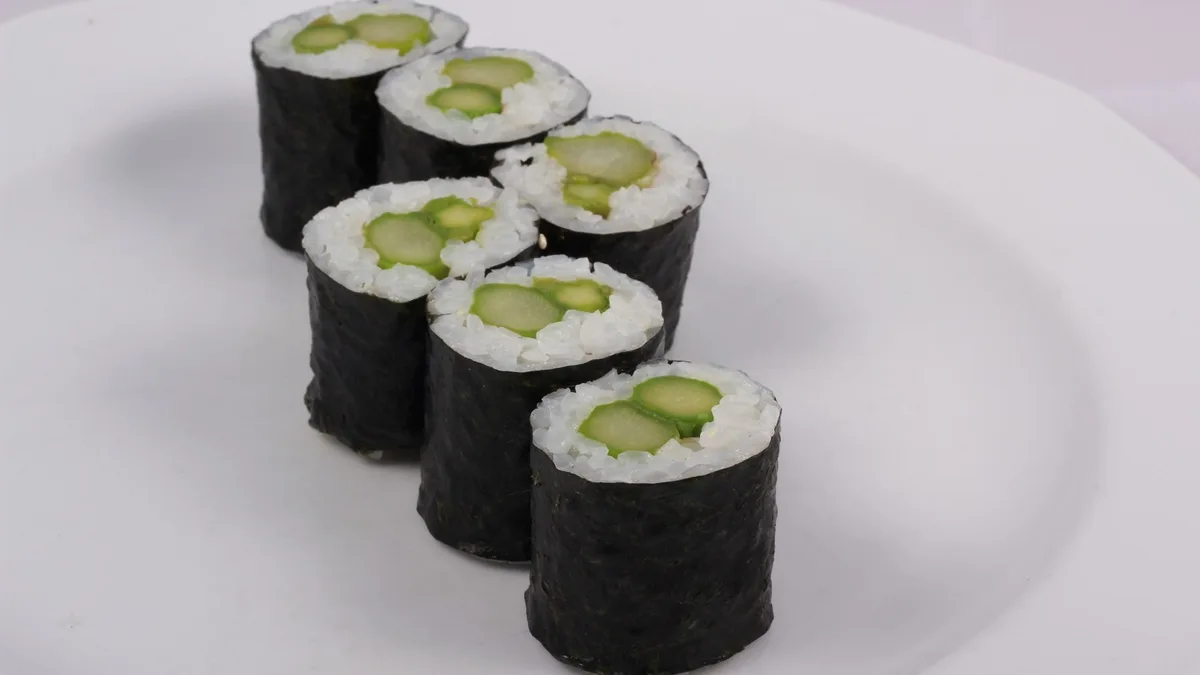 ZÖLDSPÁRGA HOSOMAKI