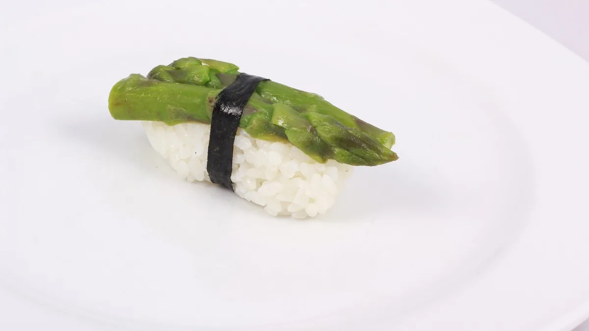 ZÖLDSPÁRGA NIGIRI