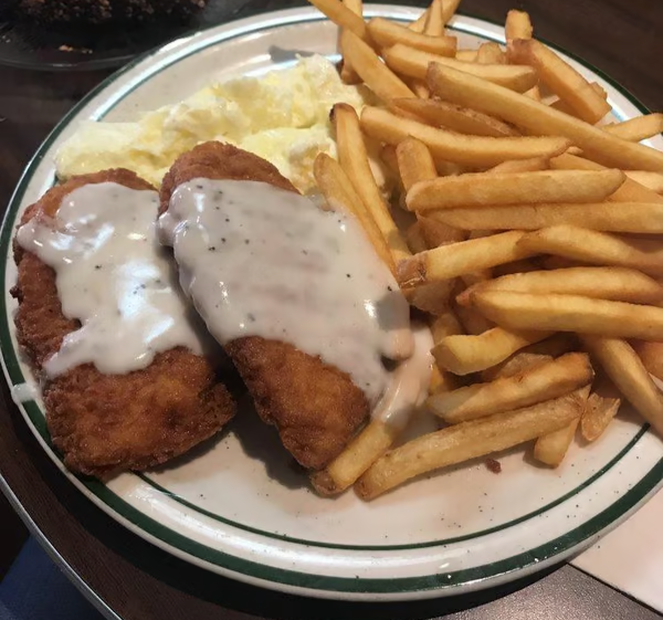 COUNTRY FRIED CHICKEN DINNER