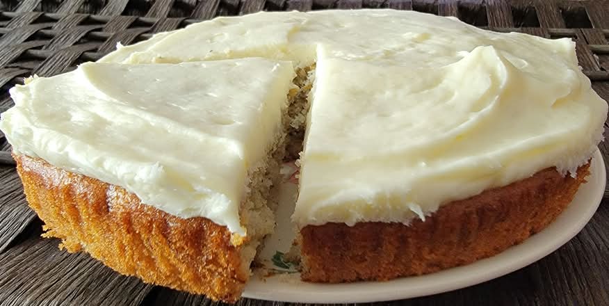 BANANA CAKE
