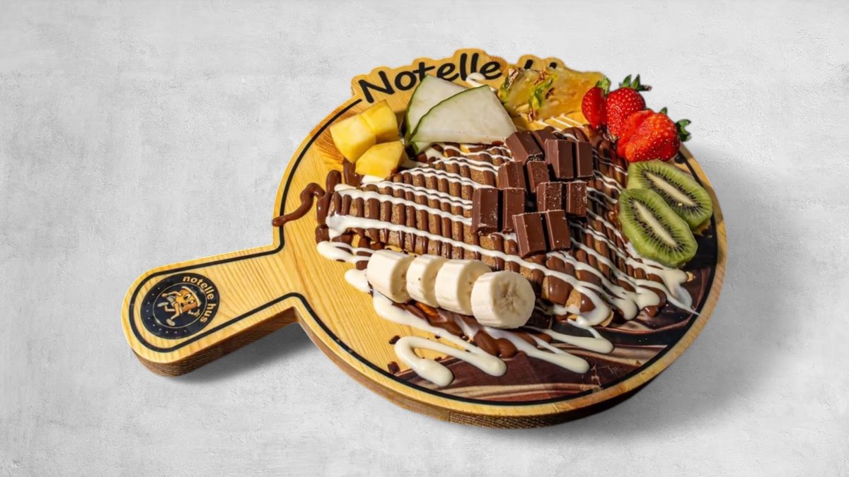 Crêpes - Nutella and kitkat