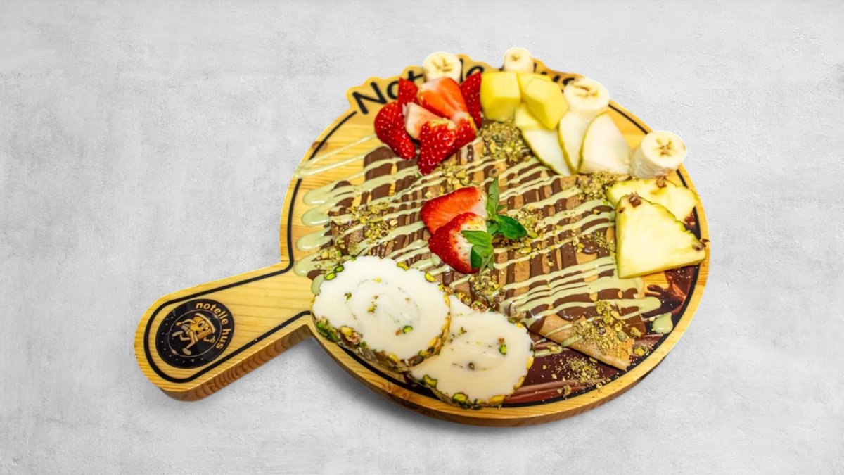 Crêpes - Nutella hus (pistage, nutella, frukt and arabisk glass)