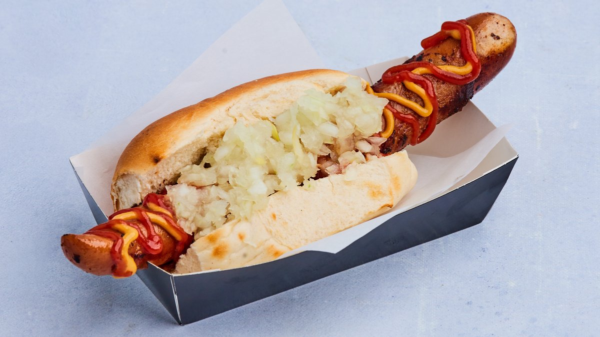 Ostepølse m/ Bacon i Brød