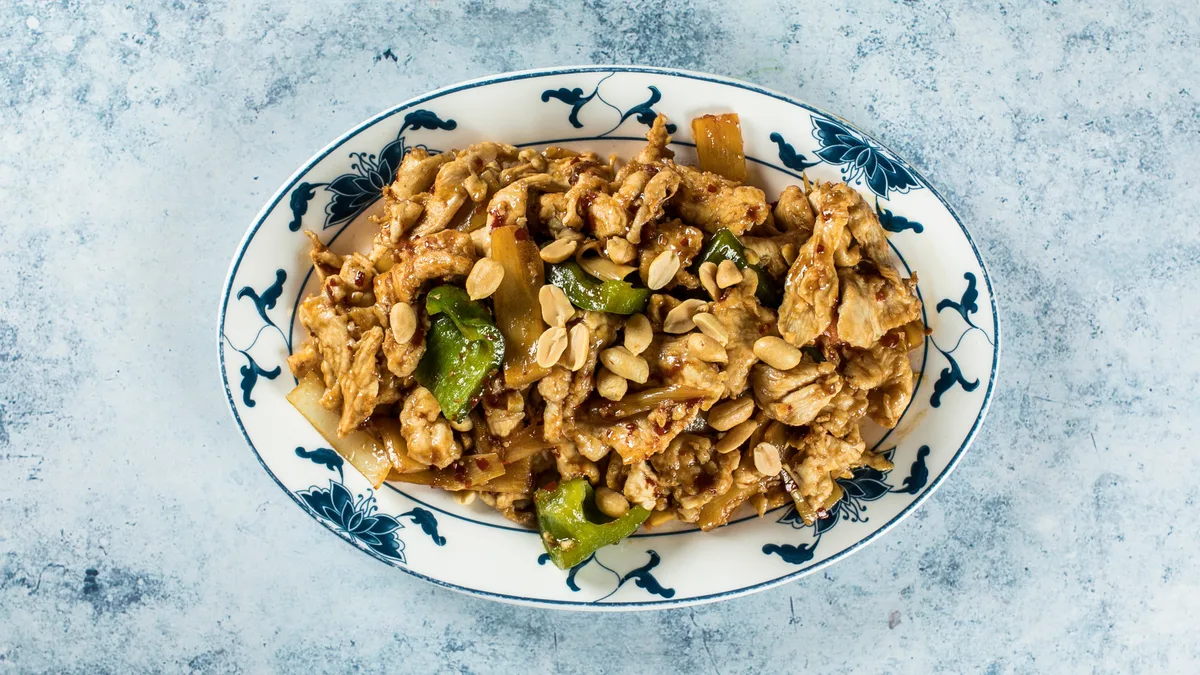 Piščanec v stilu Gombao in riž 🌶️