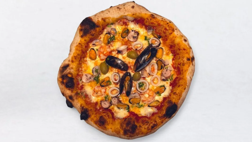 Morska pizza Novi Svet