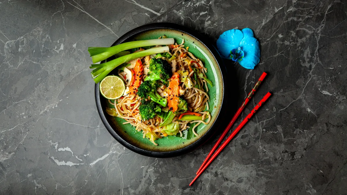 No. 10 Pad Mee
