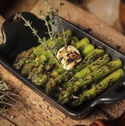 (Uber) Asparagus with Garlic butter