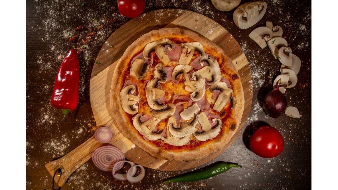 Pizza prosciuto e funghi
