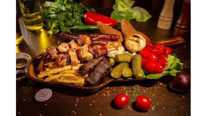 Platou gustare calda