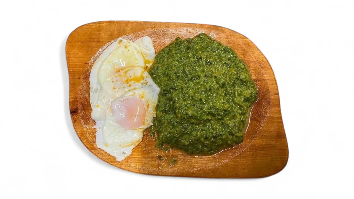 Spanacul bunicii cu ouă ochi
