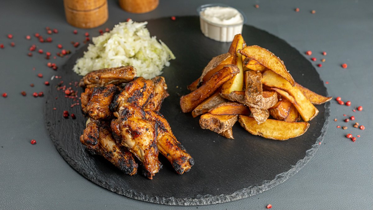 Meniu aripioare sectionate cu sos bbq(16 buc)