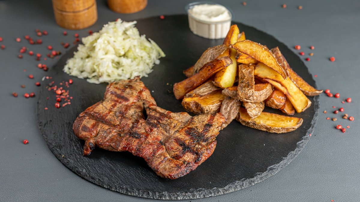 Meniu muschiulet de porc la gratar