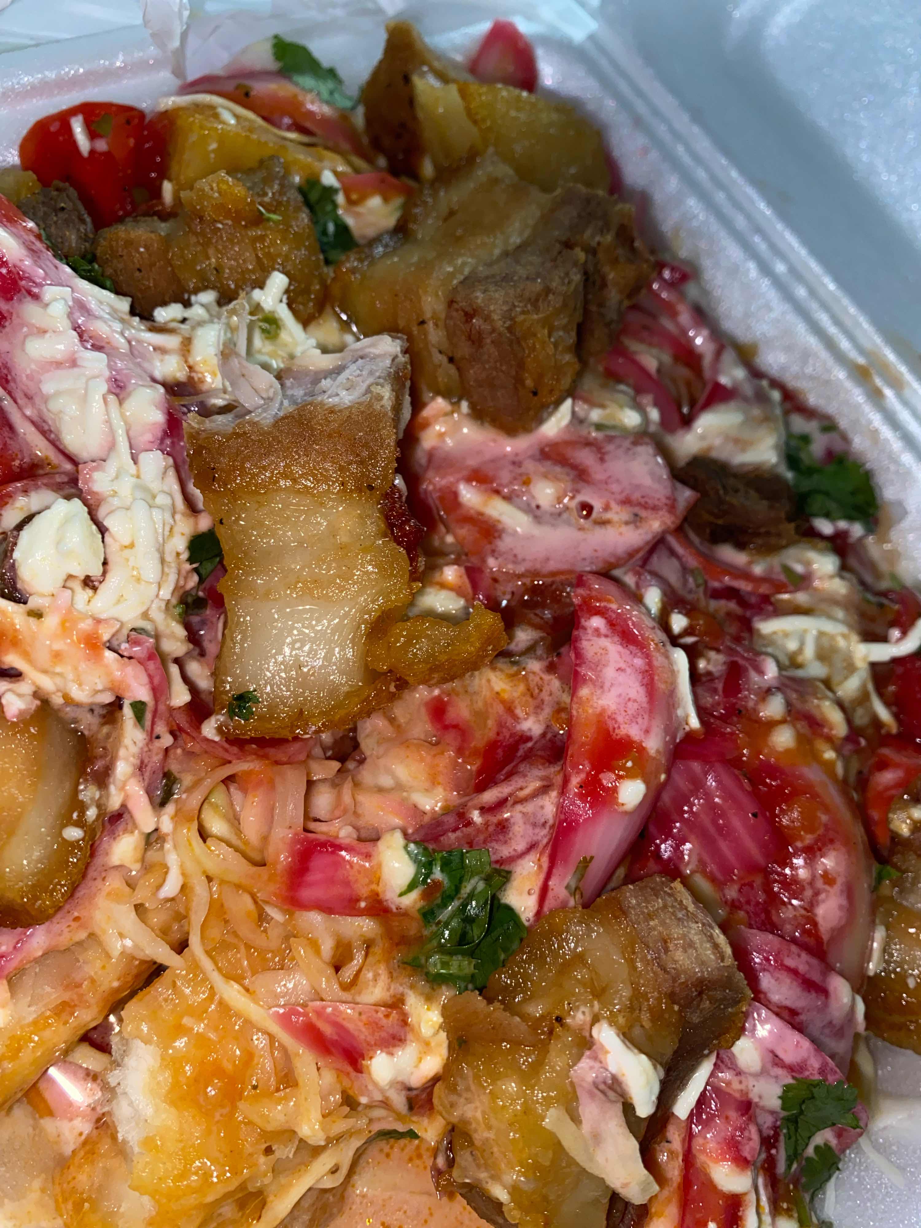 yuca con chicharron