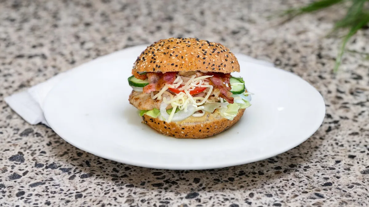 Baconos-Sajtos Hamburger
