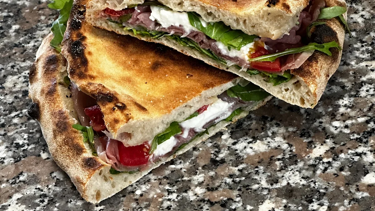 Pizza Panini Pesto