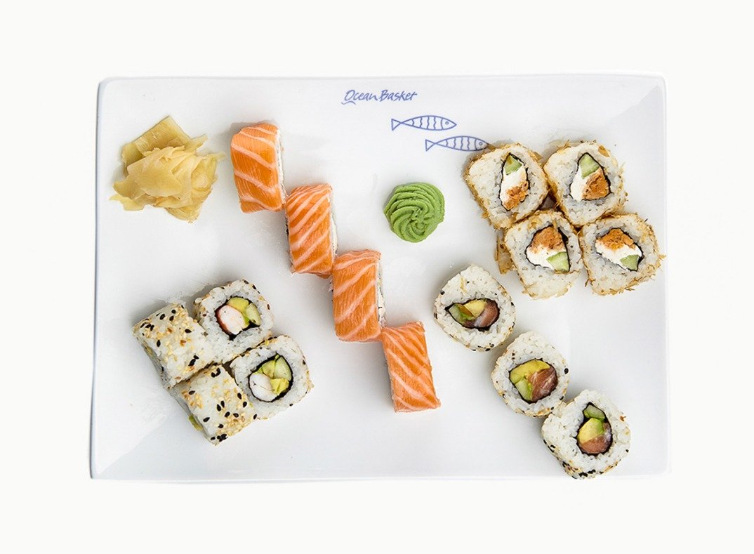 Favourites sushi platter