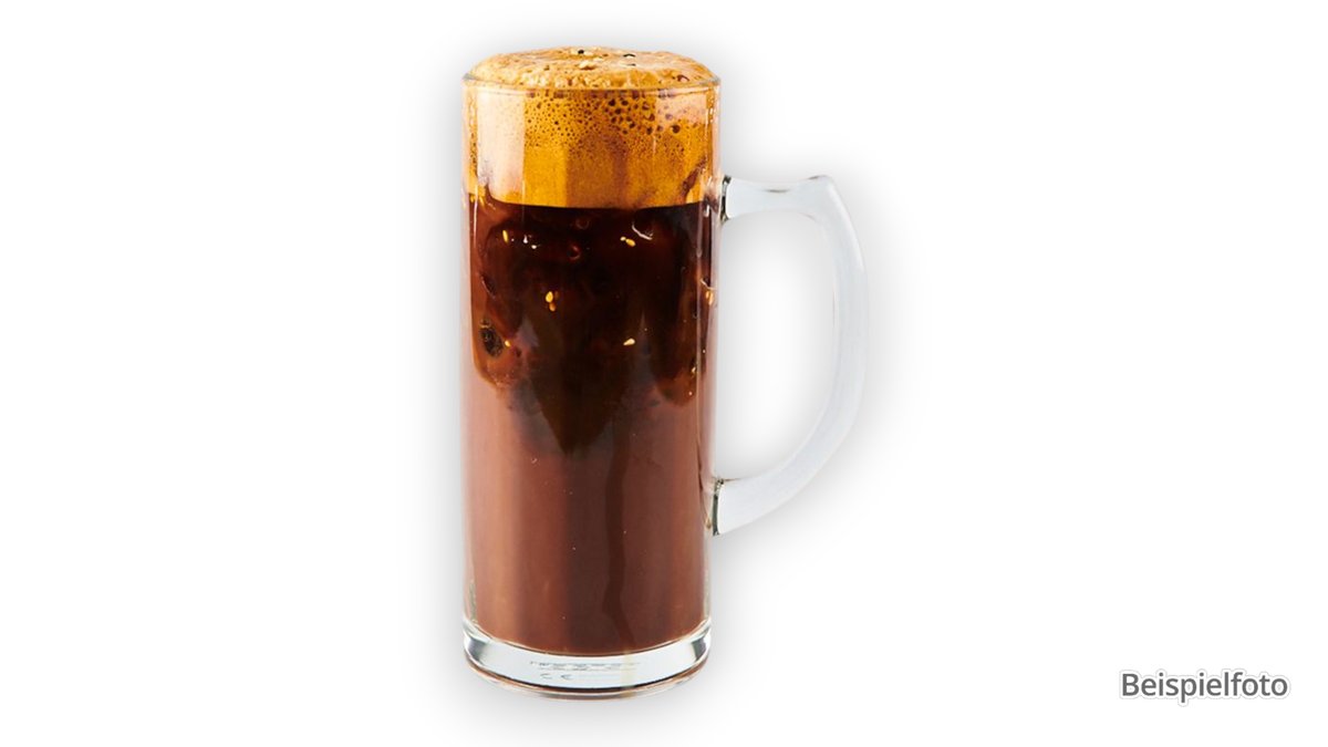 8915. Vietnamese Iced Coffee