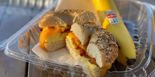 Bagel and Egg Sandwich Box