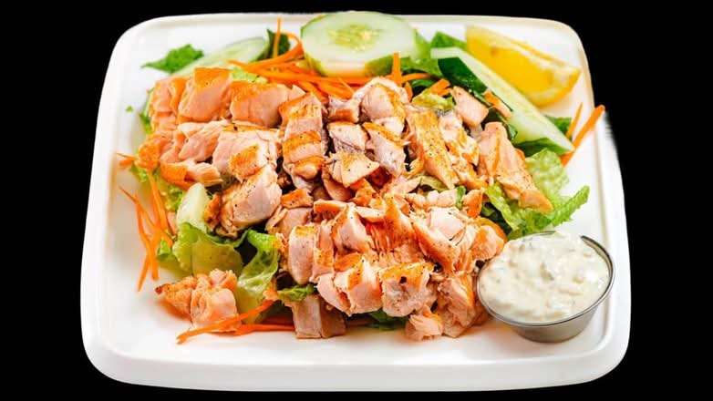 Grilled Salmon Salad