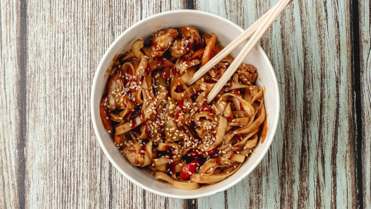 Qarışıq Əriştə