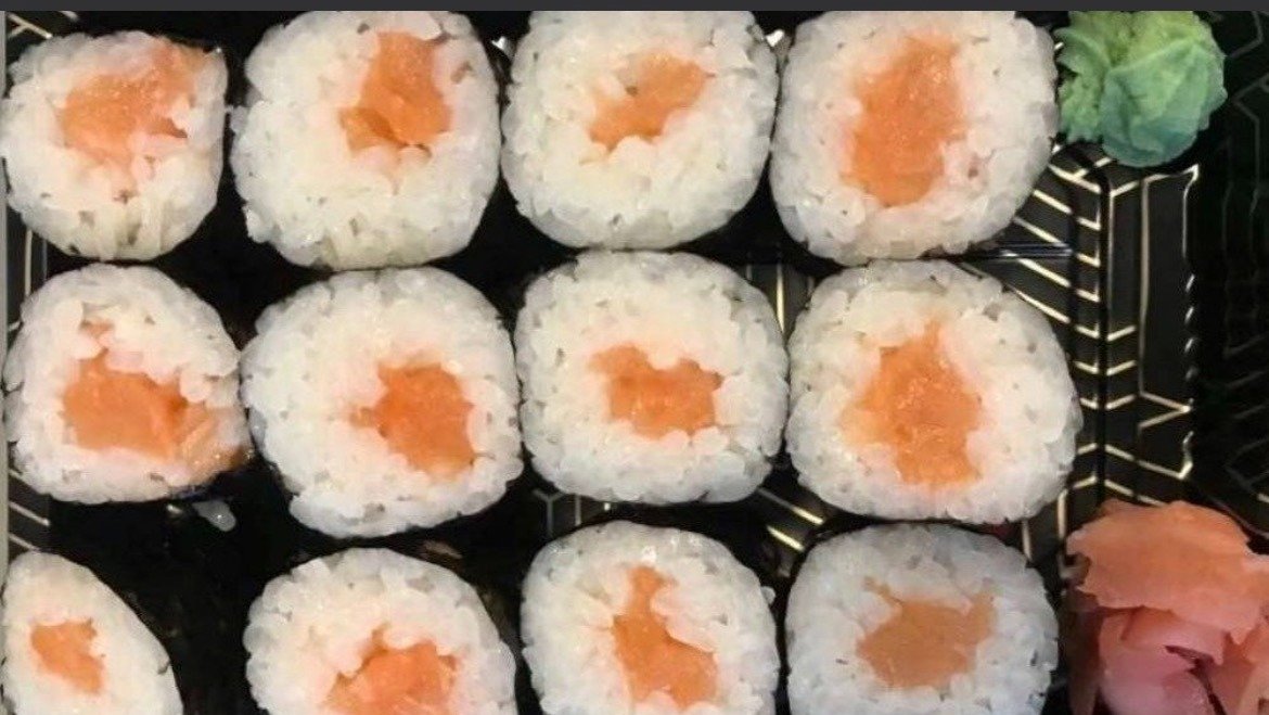 12db lazac maki +0.33l  coca-cola