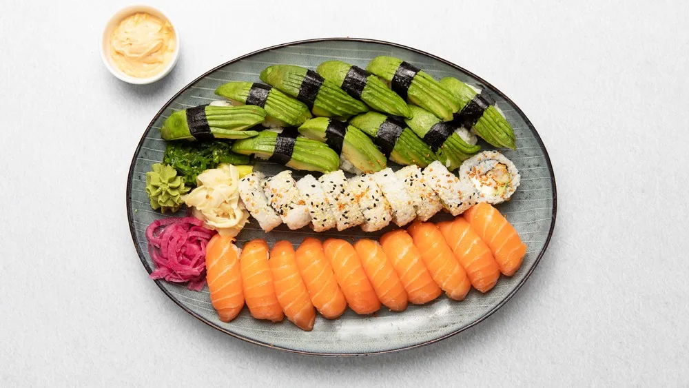 B. Oishi Familjesushi - 30 bitar