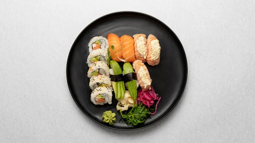 F. Stor Sushi - 12 bitar