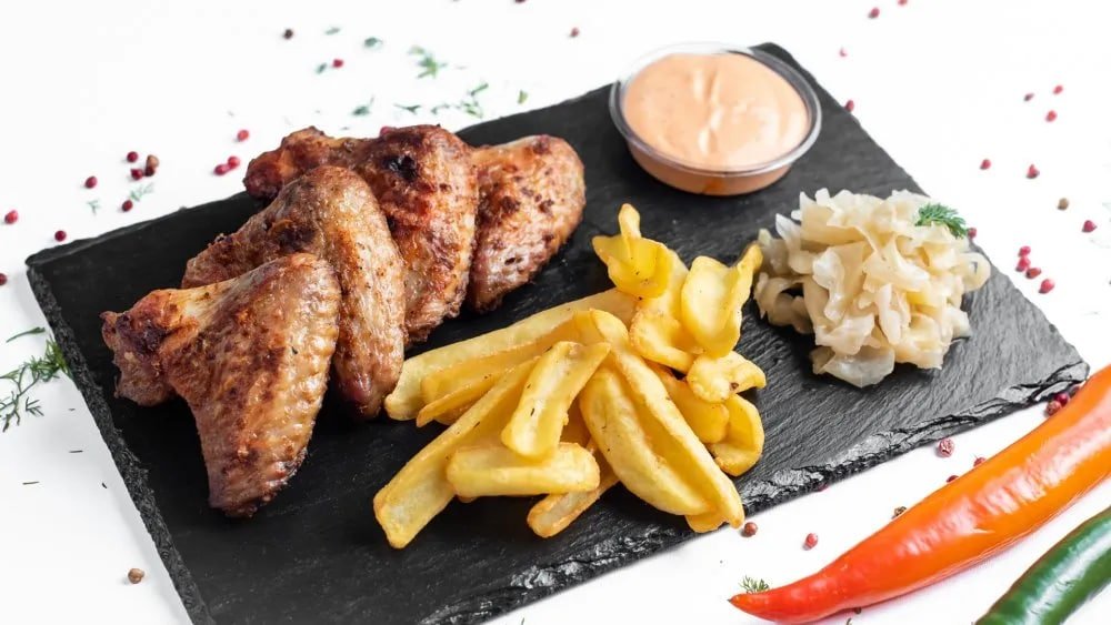 Meniu Aripioare de pui usor picante