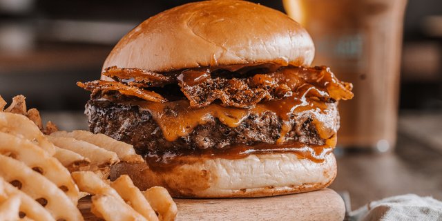 BBQ Bacon Cheeseburger