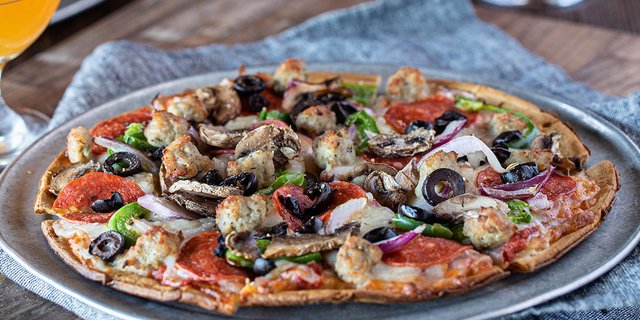 Cauliflower Crust Chicago 7 Pizza