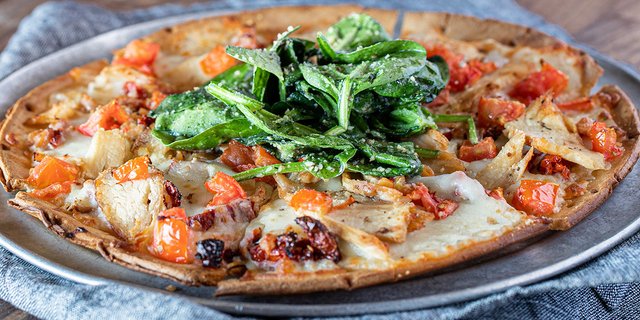 Cauliflower Crust Tuscan Chicken PIzza