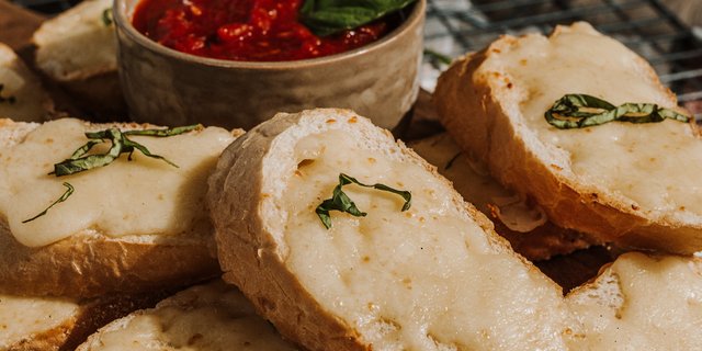 Cheese Garlic Bread