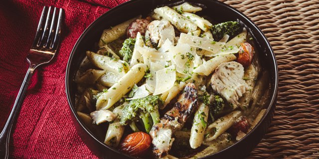 Chicken Pesto Alfredo