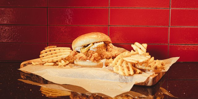 Twisted Tender Sandwich