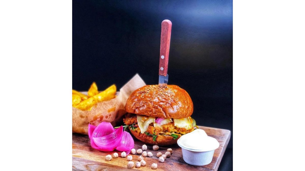 Falafel Burger