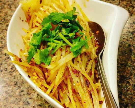Sauteed Spicy Shoestring Potato
