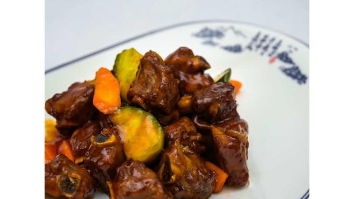 Coasta de porc ganbian picante / Dry fried pork ribs