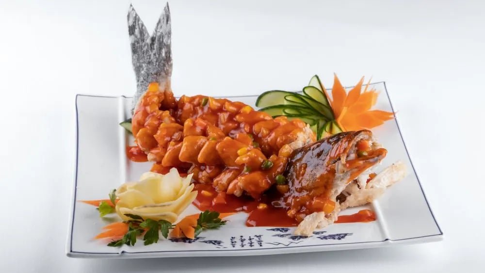 Pește veveriță / Squirrel fish in sweet and sour sauce