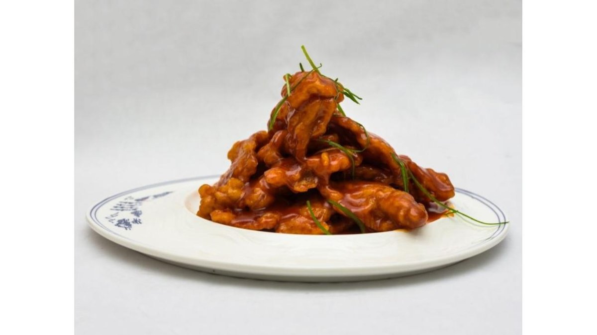 Porc guobao / Fried pork in scoop