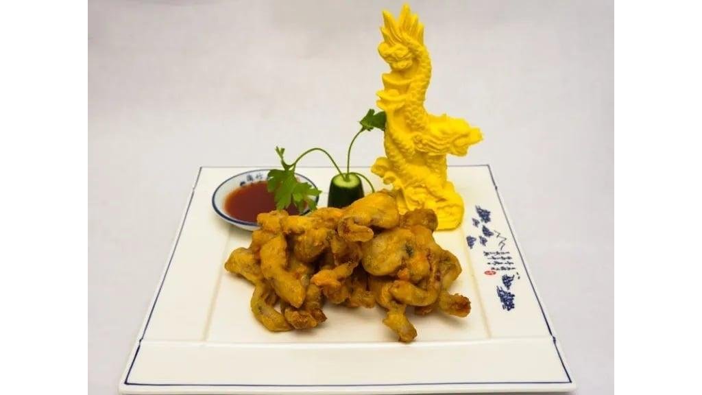 Pui de balta pane / Fried frog legs