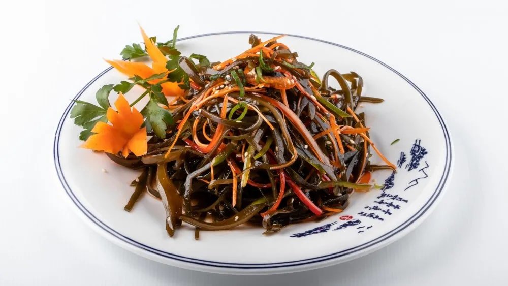 Salată de alge picantă / Seaweed salad