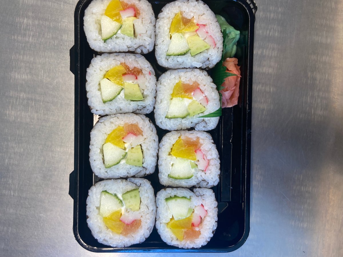 F8 10-piece salmon avocado maki